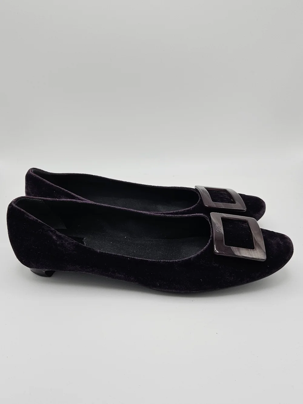 Roger Vivier Belle Vivier Ballerinas purple velvet estimated size 9.5 to 10